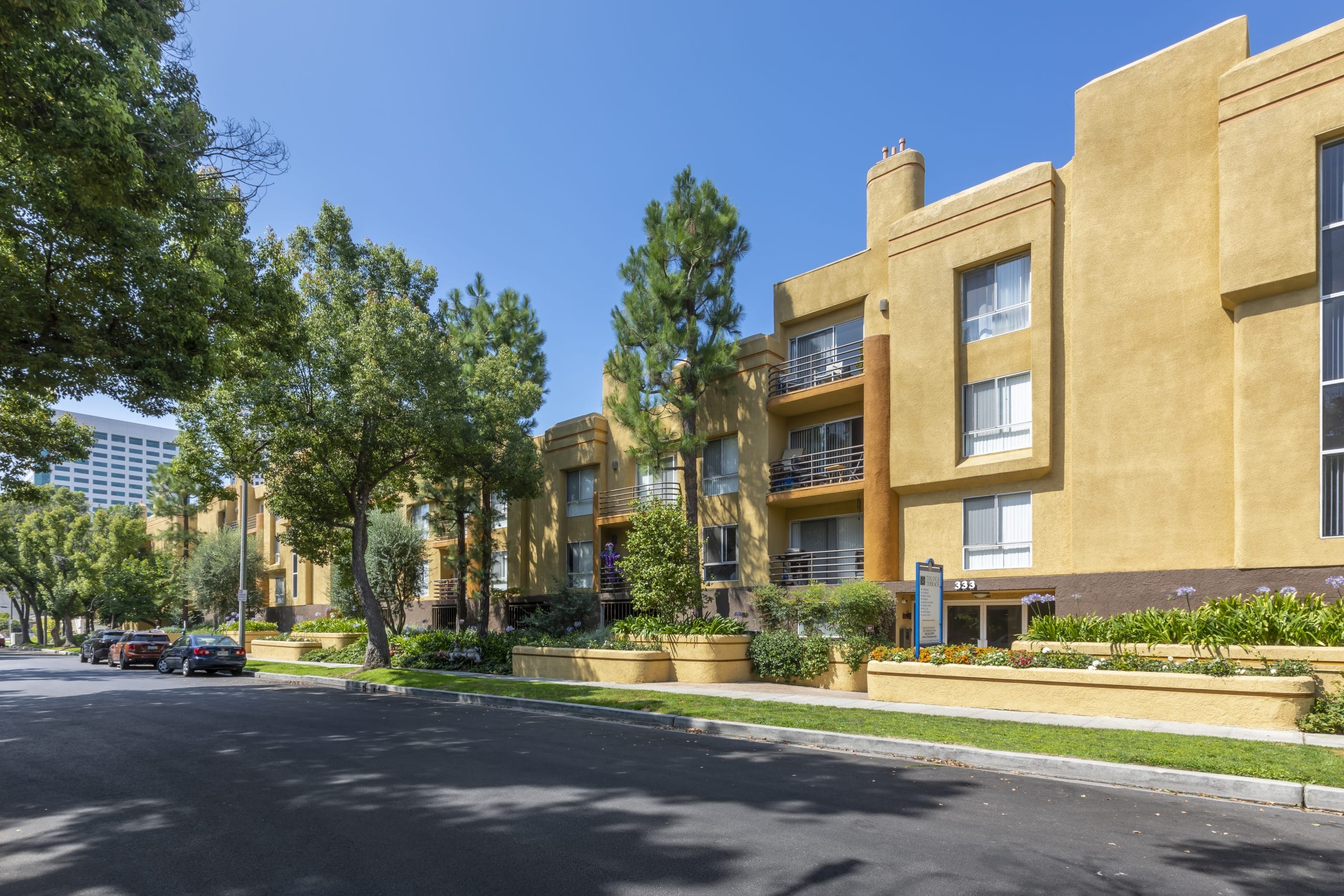 Waterstone Apartments Burbank